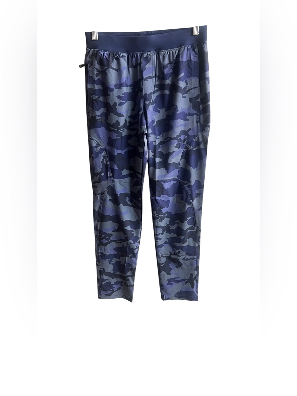 Under Armour L boys blue camouflage joggers